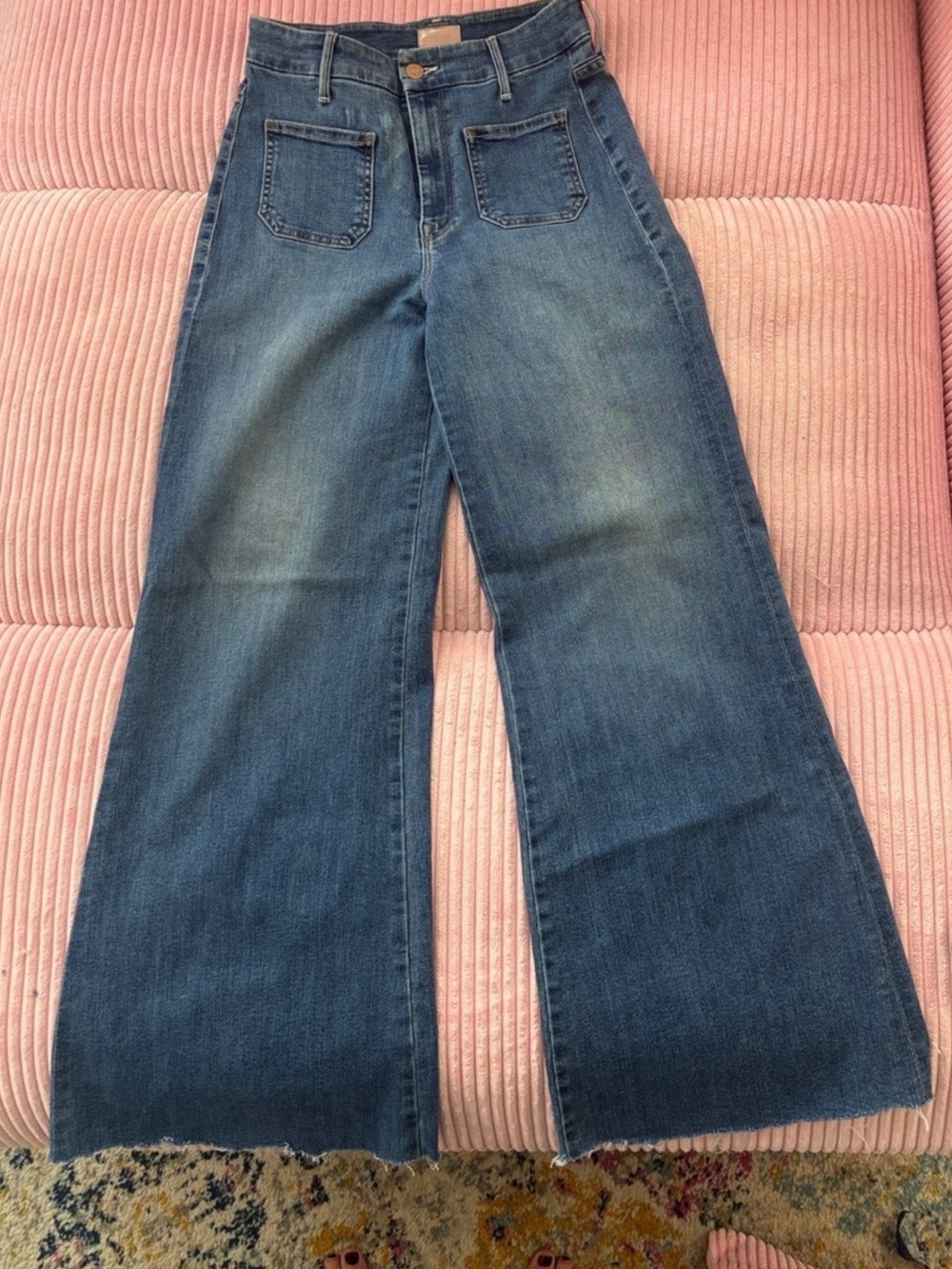 MOTHER wide leg jean. Size 25.